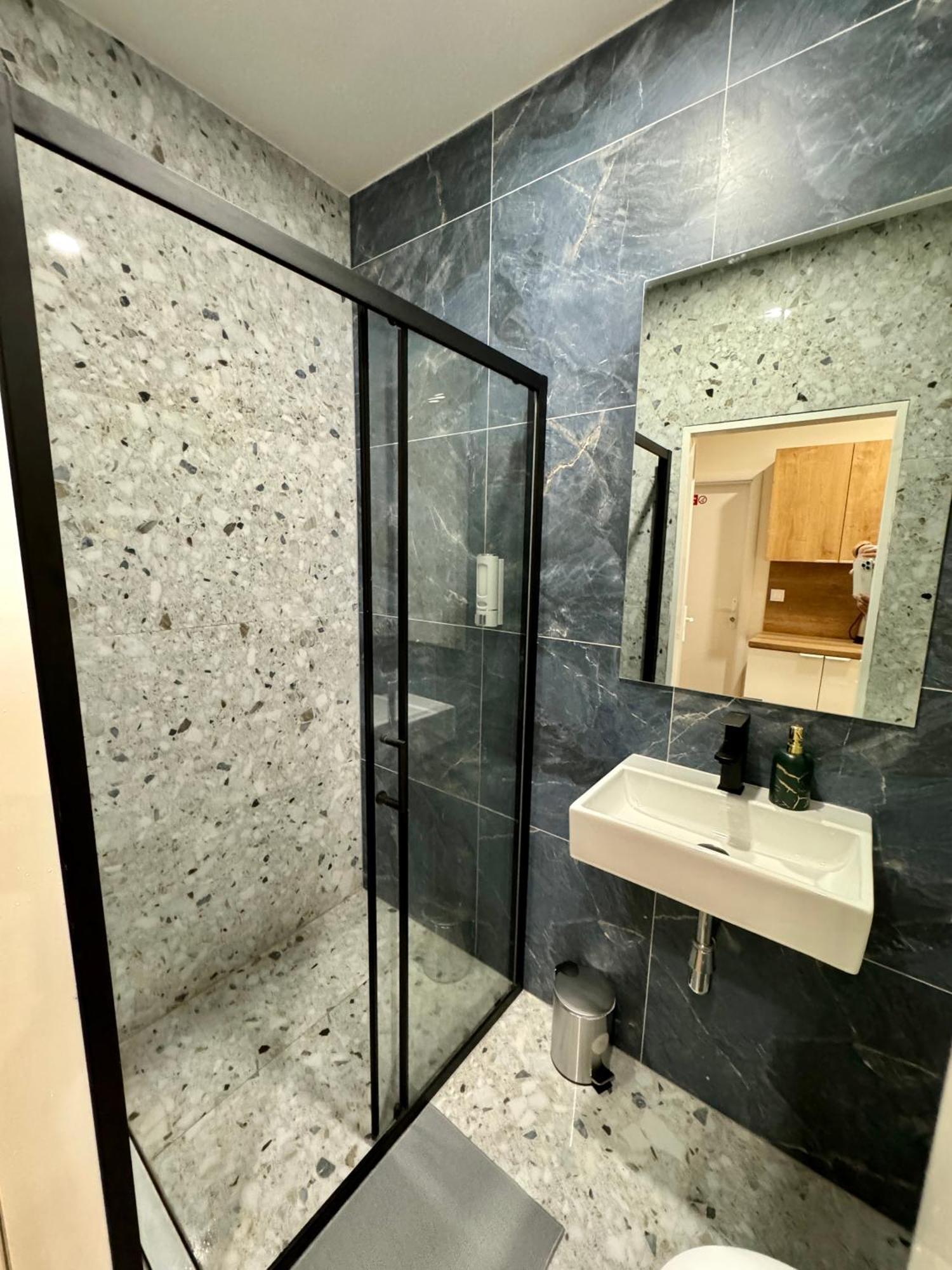 Zitna Downtown Apartments Прага Экстерьер фото